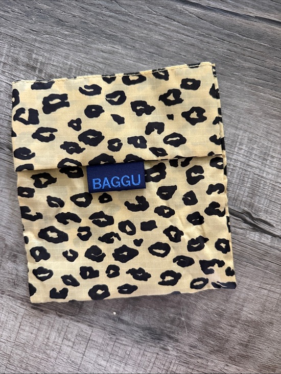 BAGGU Handbags - BAGGU Leopard Print Foldable Pouch in Yellow and Black